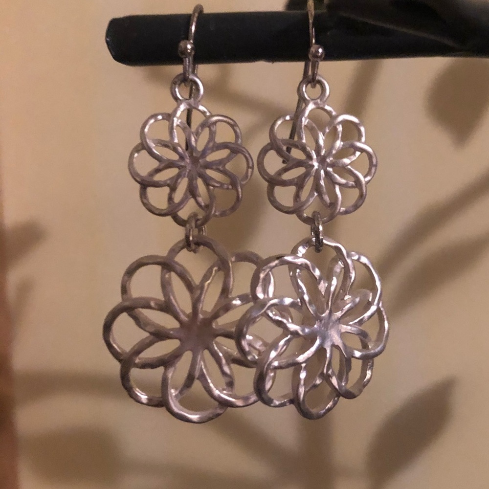 Silver Flower earrings